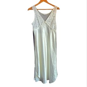 Vintage Cinema Exoile Negligee